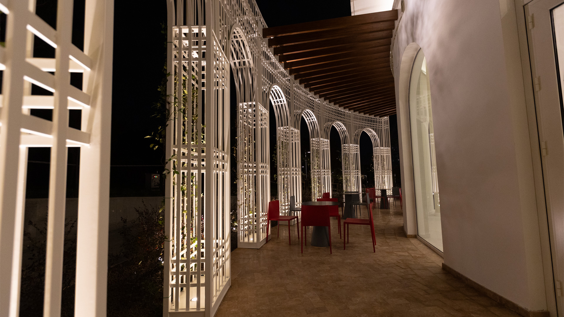 Poem House · Trabajos en metal - IDEA.AZ