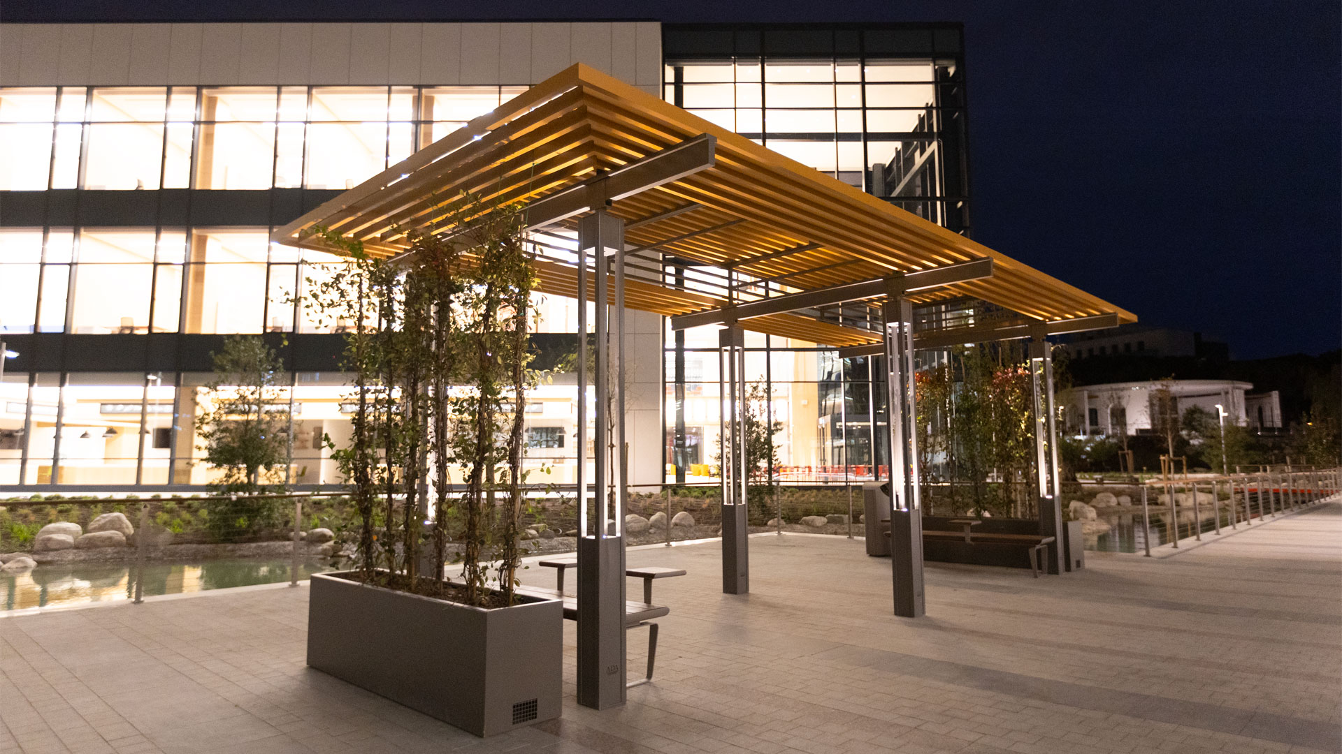 La Defense Slim · La Defense Collection - IDEA.AZ