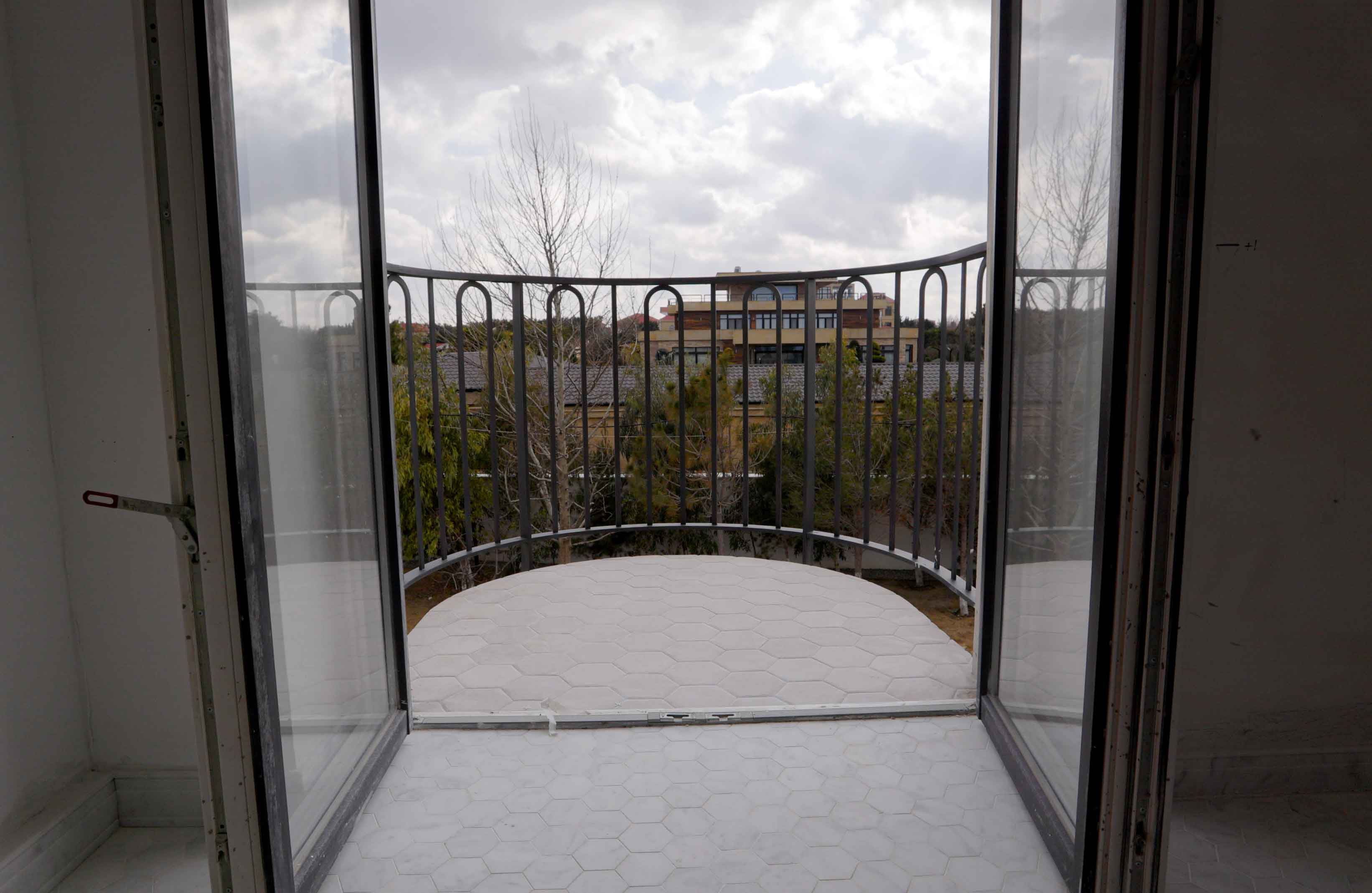 Artwork Staircase Balustrades · Balustrades & Handrails - IDEA.AZ