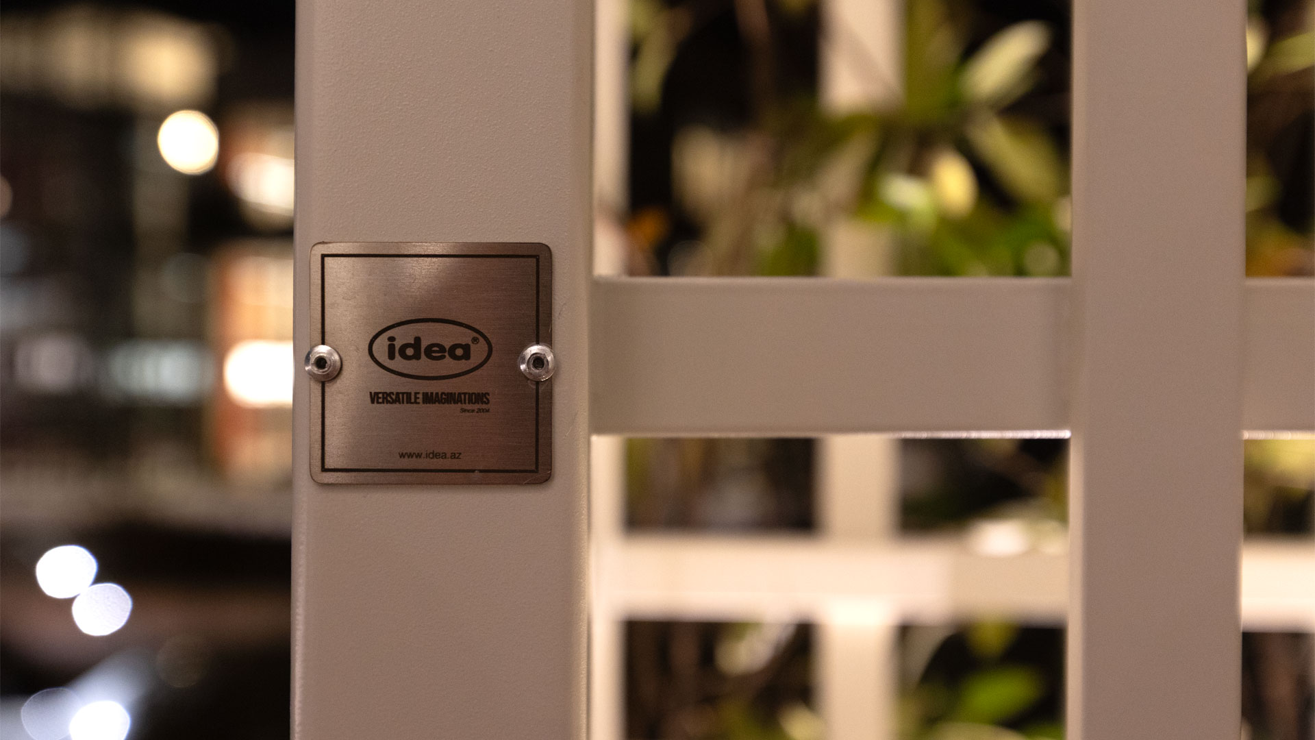 Poem House · Trabajos en metal - IDEA.AZ