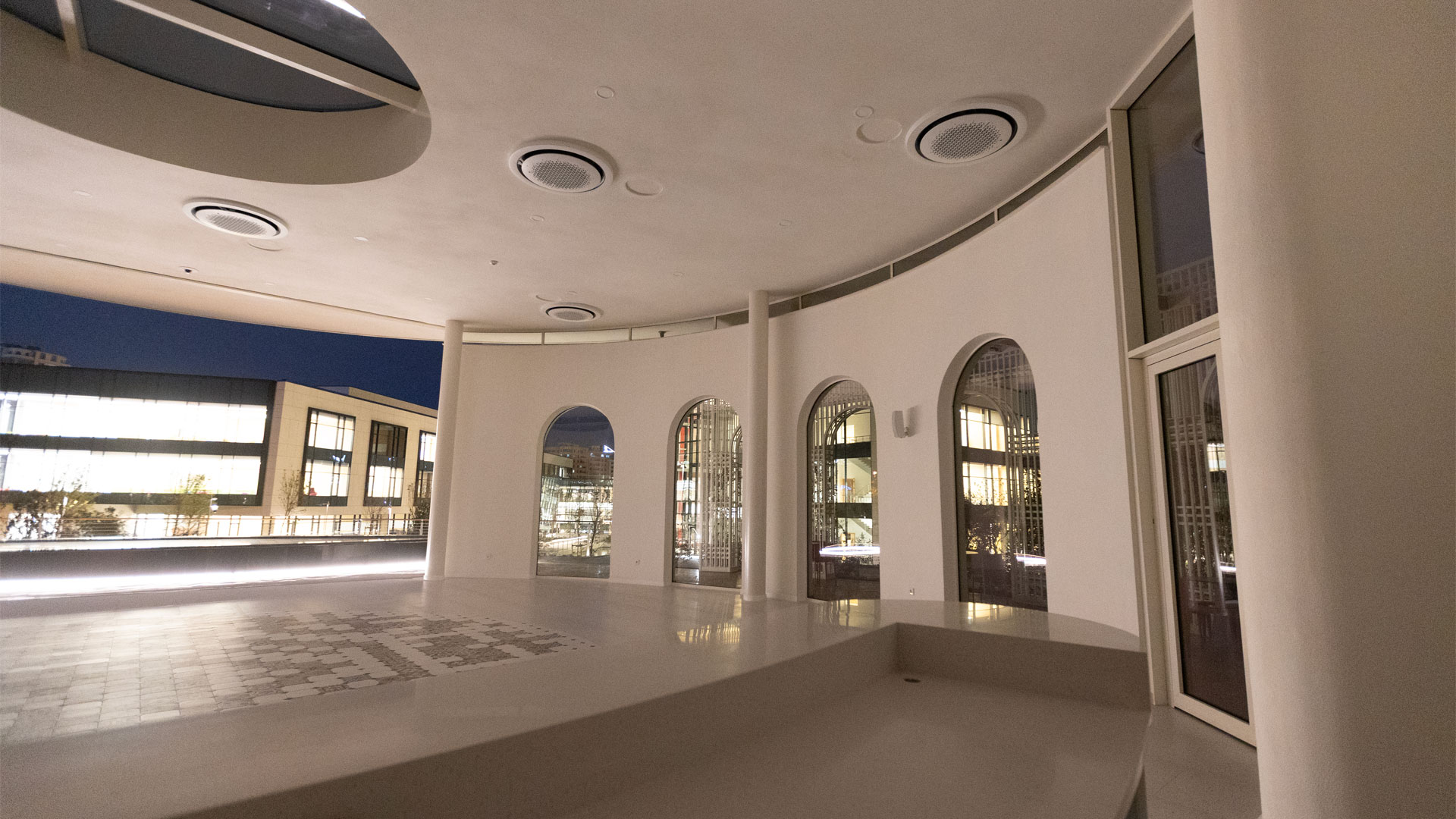 Poem House · Trabajos en metal - IDEA.AZ