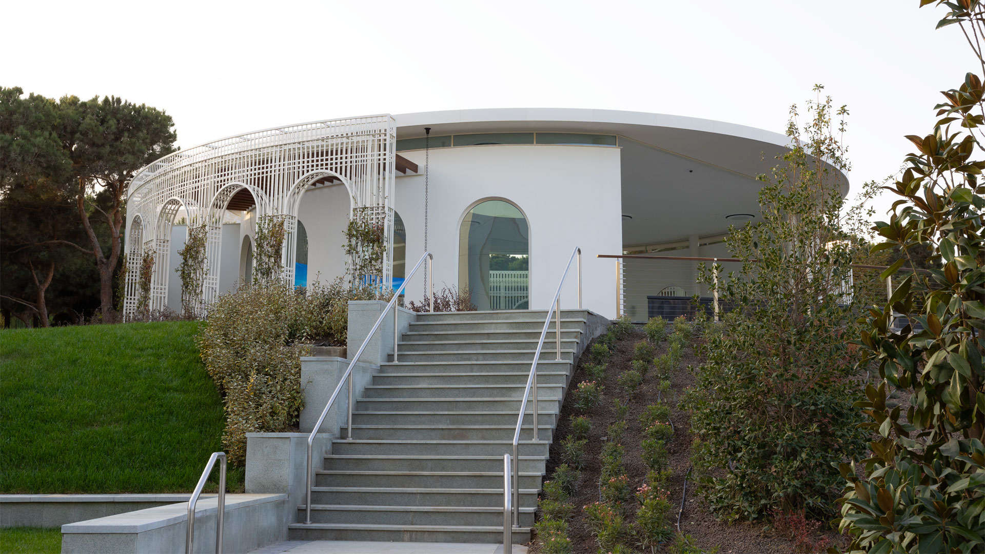 Poem House · Trabajos en metal - IDEA.AZ