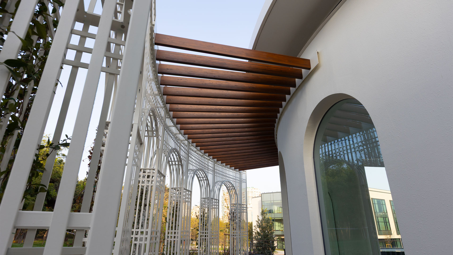 Poem House · Trabajos en metal - IDEA.AZ